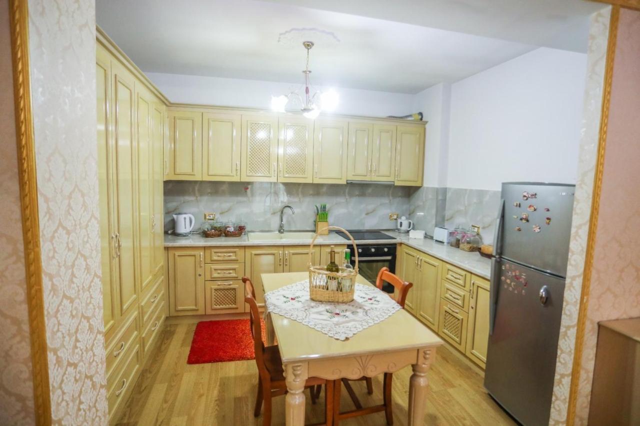 Luxurious Apartment Lake View 포그라데츠 외부 사진