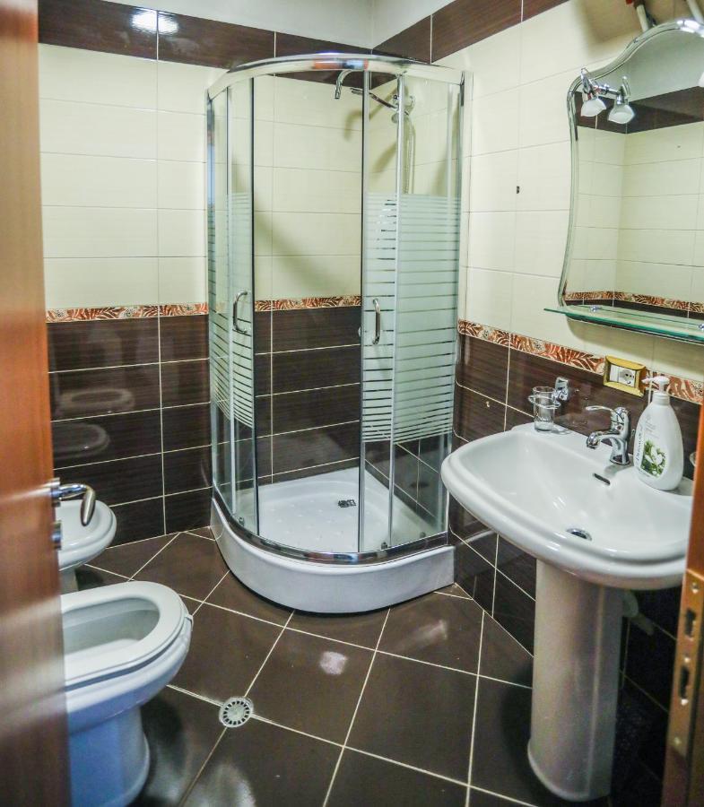 Luxurious Apartment Lake View 포그라데츠 외부 사진